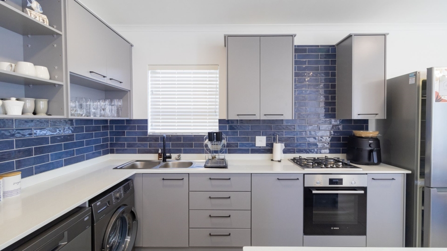 4 Bedroom Property for Sale in Sandy Point Beach Estate Western Cape